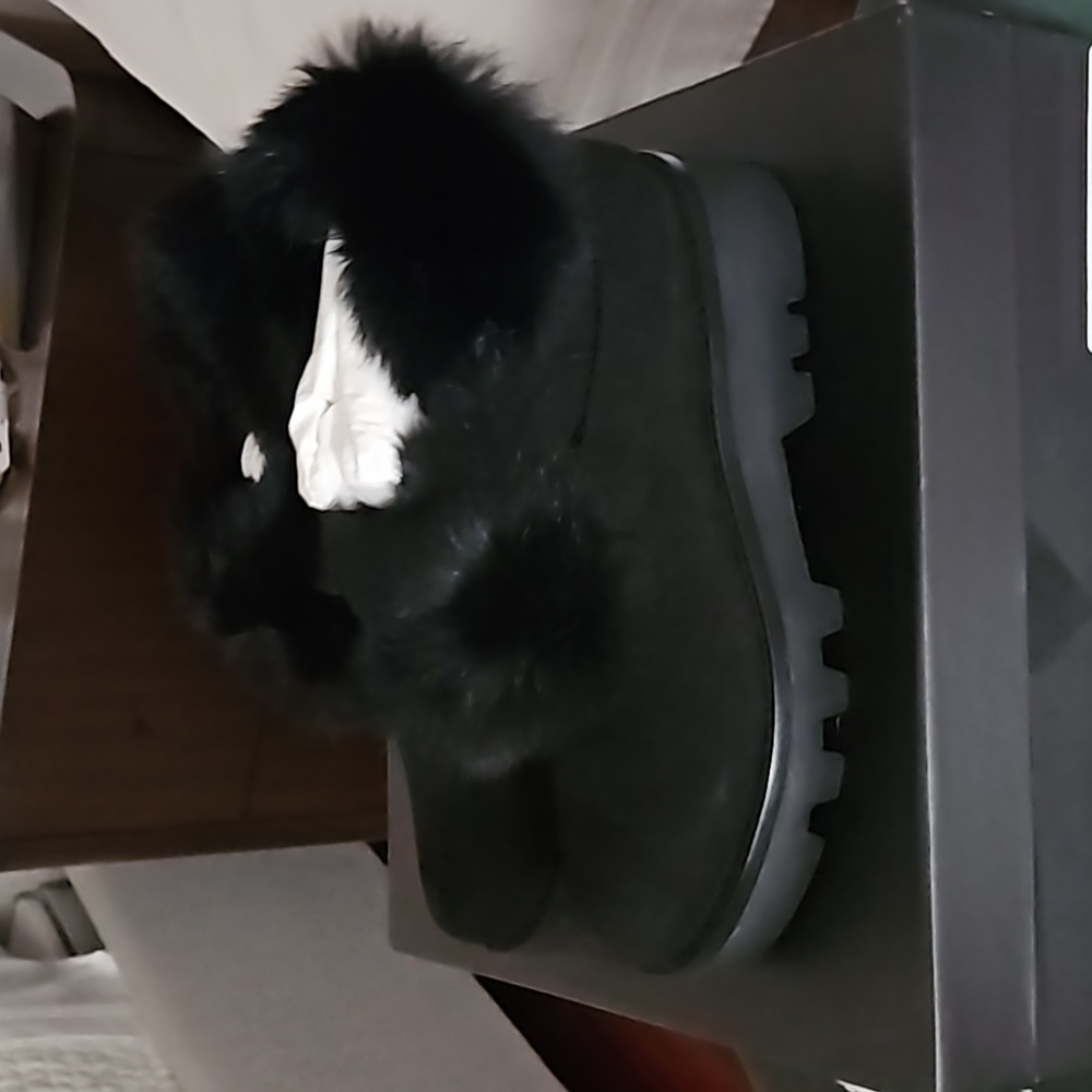 Rachel Zoe suede/shearing booties